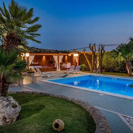 Villa Cutrera 8, Emma Chiaramonte Gulfi