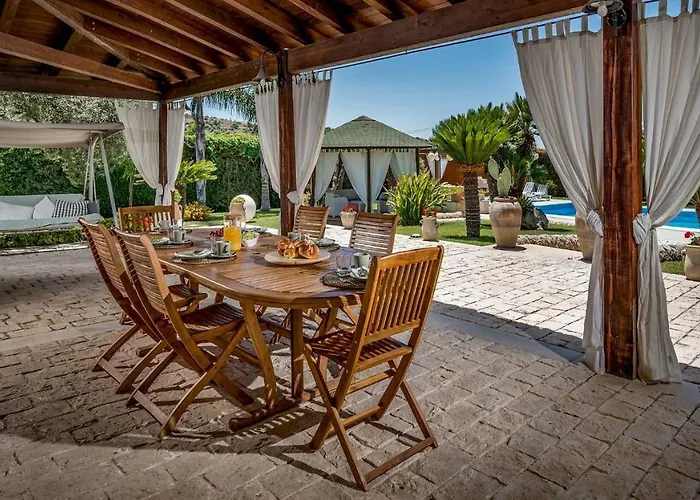 Villa Cutrera 8, Emma